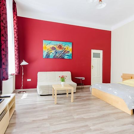 Fantasia Apartments كراكوفيا المظهر الخارجي الصورة