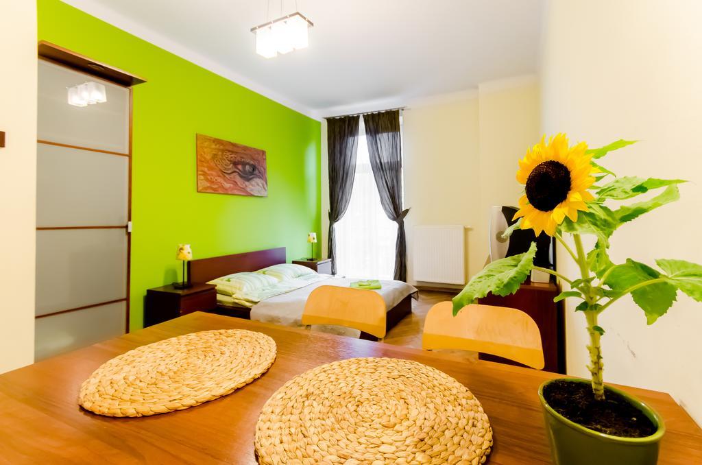 Fantasia Apartments كراكوفيا المظهر الخارجي الصورة