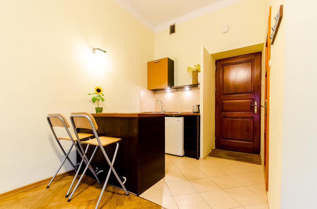 Fantasia Apartments كراكوفيا المظهر الخارجي الصورة
