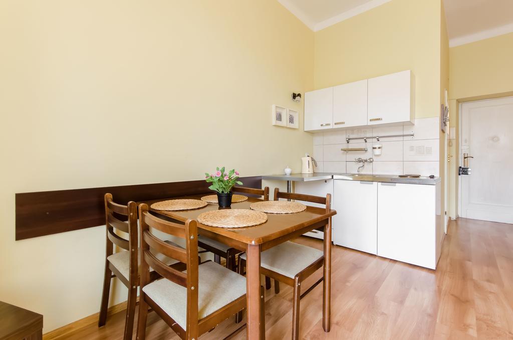 Fantasia Apartments كراكوفيا المظهر الخارجي الصورة